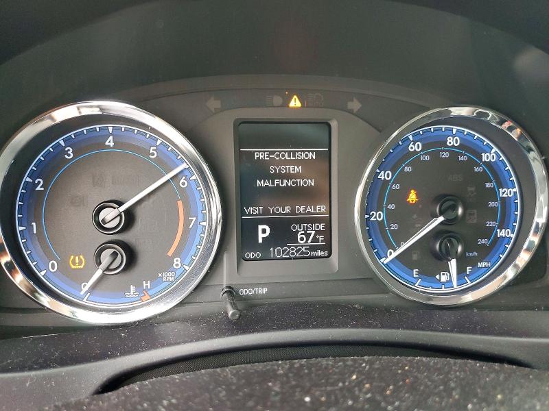 Photo 9 from auction – 2017 TOYOTA COROLLA with VIN 5YFBURHE3HP669401