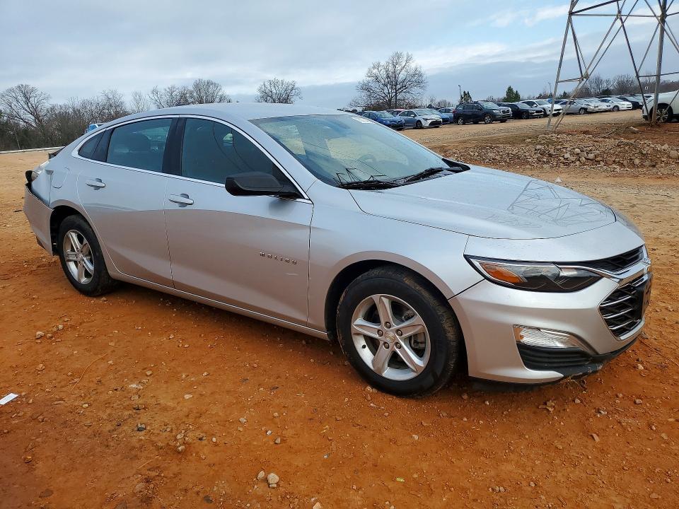 Photo 4 from auction – 2019 CHEVROLET MALIBU with VIN 1G1ZB5ST7KF185162