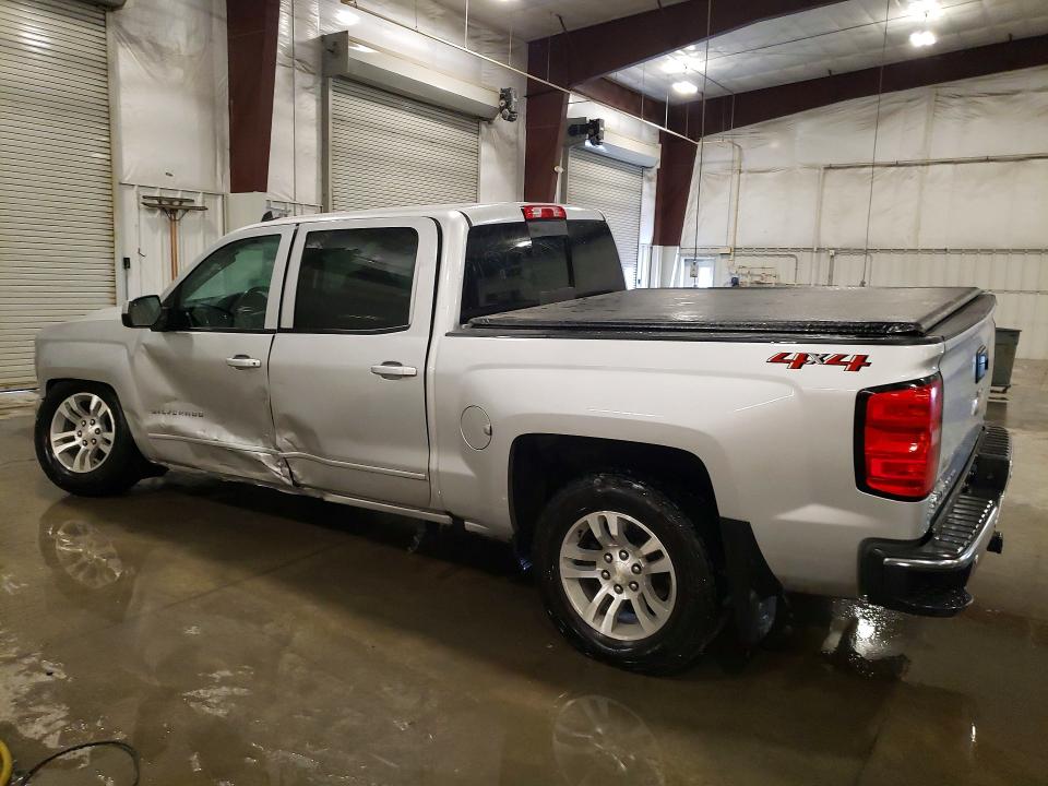 Photo 2 from auction – 2018 CHEVROLET SILVERADO with VIN 3GCUKREC3JG511444