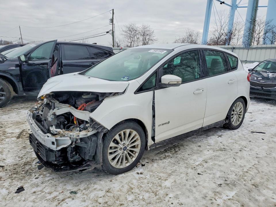FORD C-MAX SE 2017 with VIN 1FADP5AU3HL113548 - Photo from auction