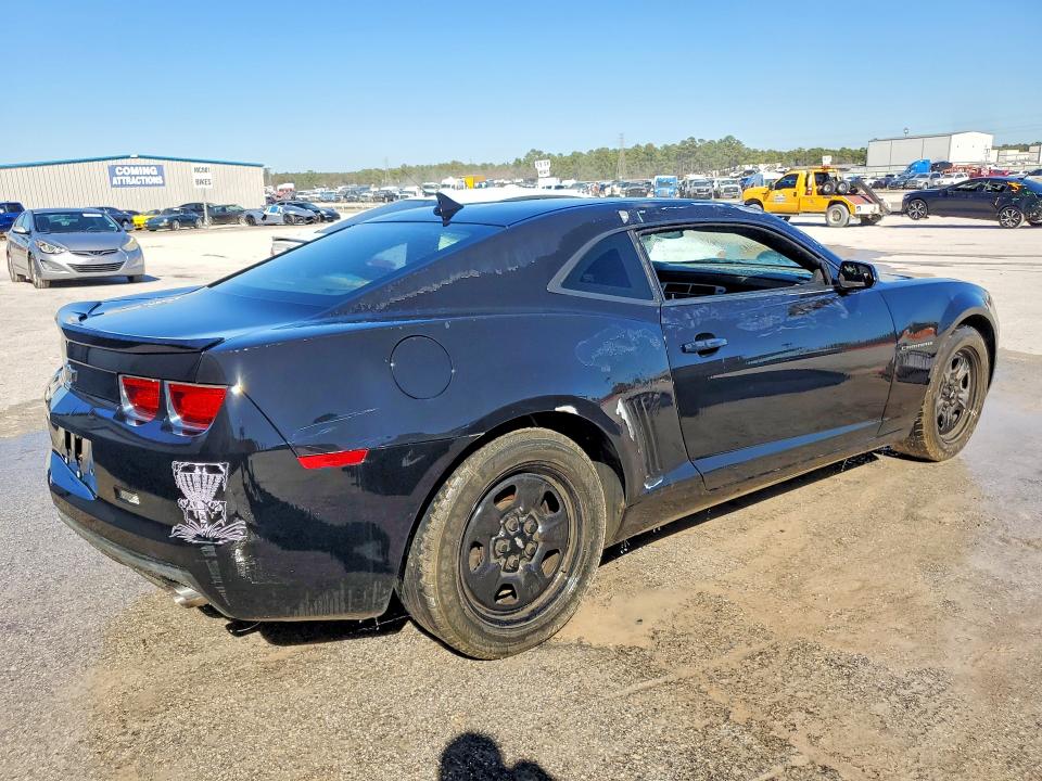 Photo 3 from auction – 2013 CHEVROLET CAMARO with VIN 2G1FE1E38D9140323