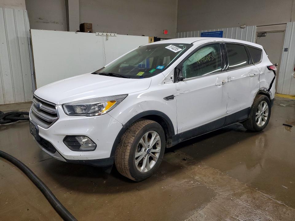 FORD ESCAPE 2017 with VIN 1FMCU0GD5HUD82214 - Photo from auction