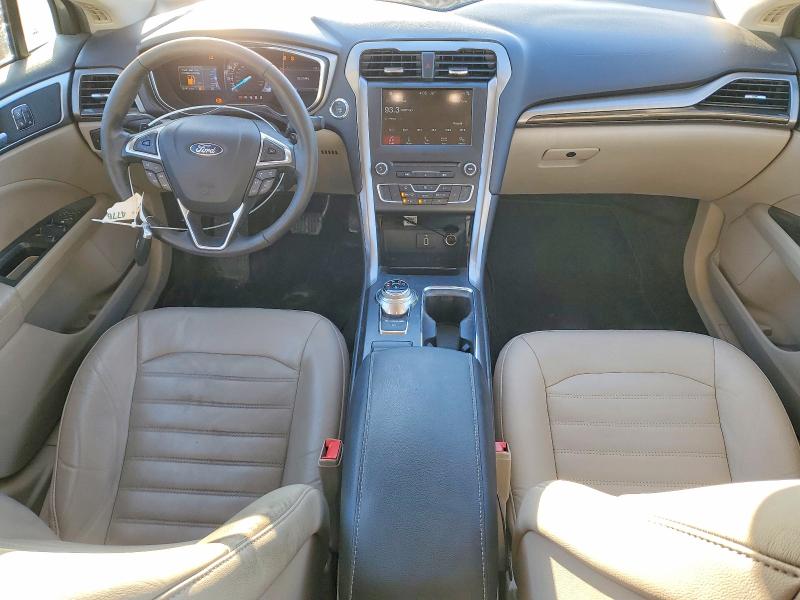 Photo 8 from auction – 2017 FORD FUSION SE with VIN 3FA6P0HD9HR362987