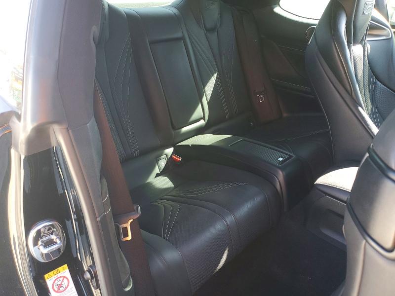 Photo 10 from auction – 2017 LEXUS RC-F with VIN JTHHP5BC3H5005807