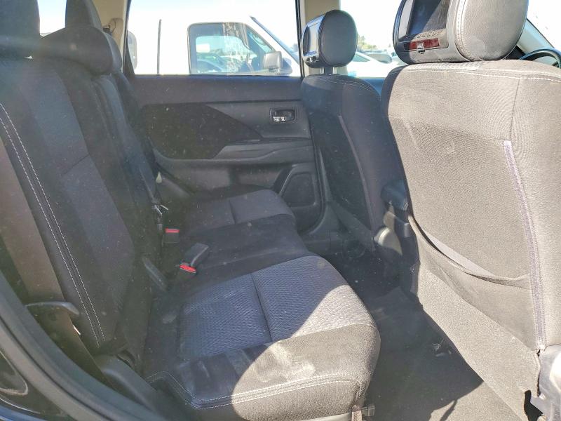 Photo 11 from auction – 2016 MITSUBISHI OUTLANDER with VIN JA4AZ3A3XGZ004268