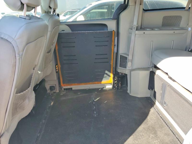Photo 11 from auction – 2012 DODGE GRAND CARAVAN with VIN 2C4RDGBG3CR180681