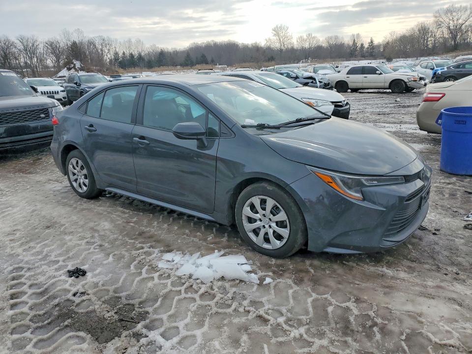 Photo 4 from auction – 2023 TOYOTA COROLLA with VIN 5YFB4MDE7PP036696