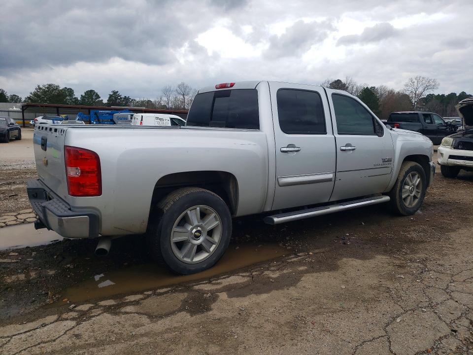 Photo 3 from auction – 2013 CHEVROLET SILVERADO with VIN 3GCPCSE06DG372325