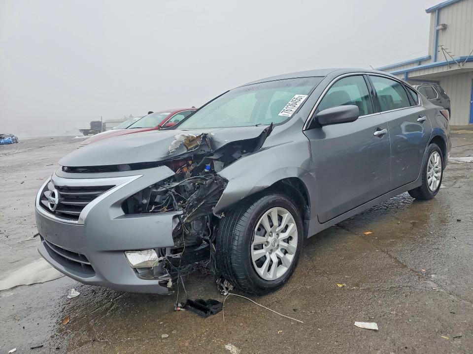 NISSAN ALTIMA 2.5 2015 with VIN 1N4AL3AP3FC445743 - Photo from auction