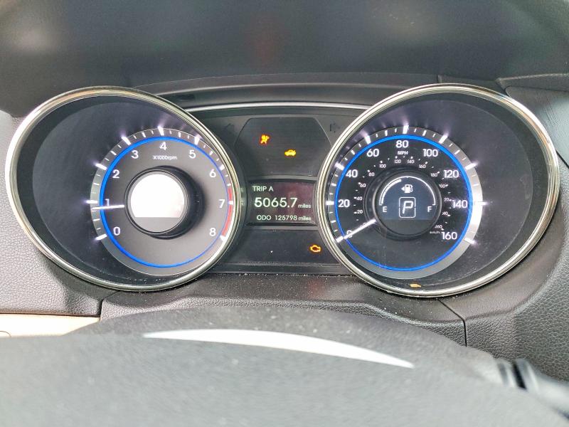 Foto 9 de la subasta – 2011 HYUNDAI SONATA con VIN 5NPEB4AC5BH094074