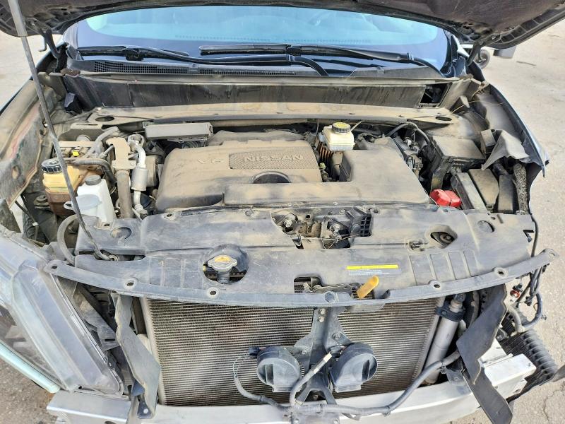 Photo 11 from auction – 2018 NISSAN PATHFINDER with VIN 5N1DR2MN4JC656111