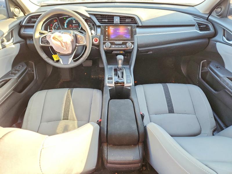Photo 8 from auction – 2017 HONDA CIVIC with VIN 19XFC2F79HE038931