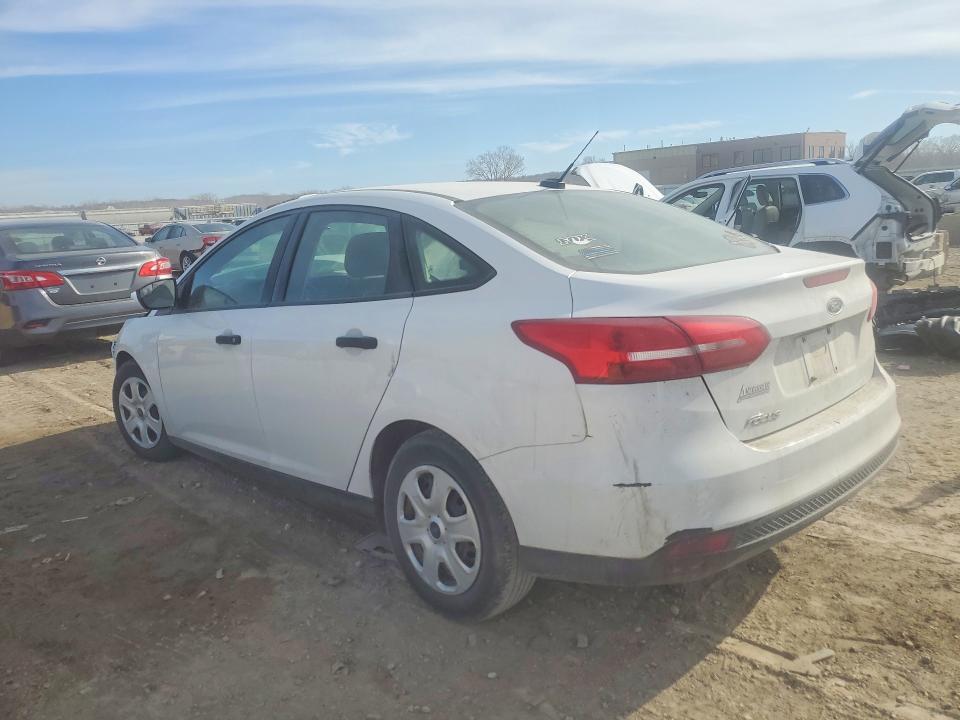 Photo 2 from auction – 2017 FORD FOCUS with VIN 1FADP3E2XHL284312