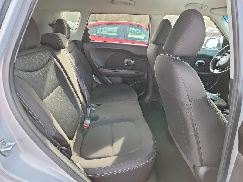 Photo 11 from auction – 2016 KIA SOUL with VIN KNDJN2A2XG7845604