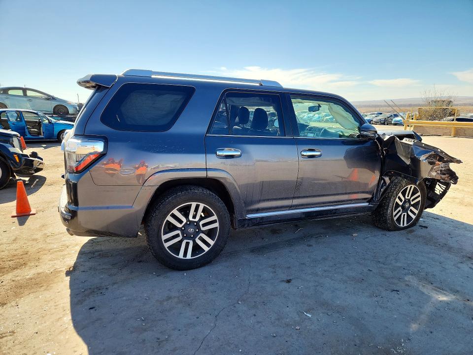 Photo 3 from auction – 2016 TOYOTA 4RUNNER with VIN JTEBU5JR4G5368519