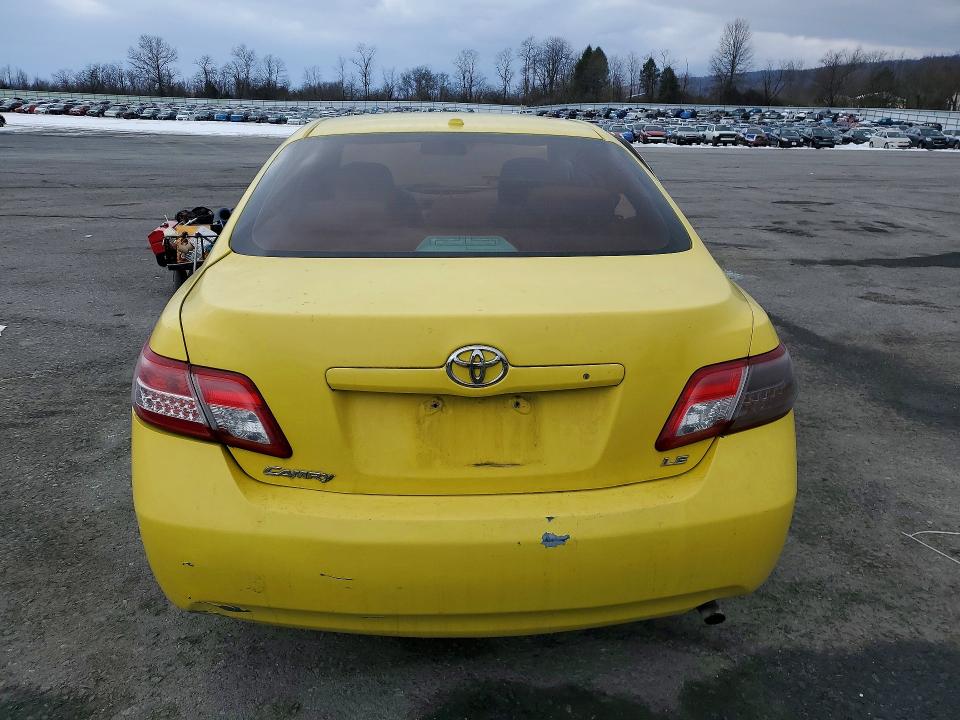 Photo 6 from auction – 2011 TOYOTA CAMRY with VIN 4T1BF3EK0BU164584