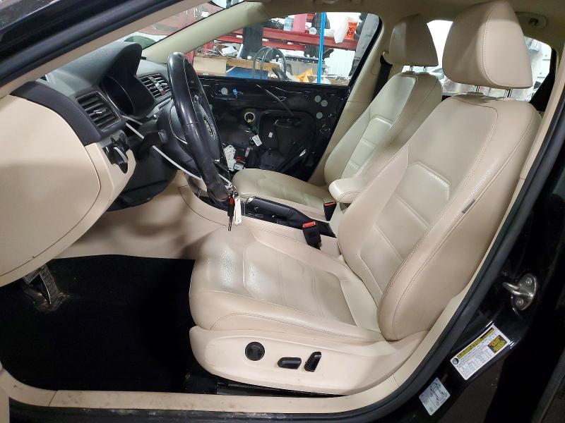 Photo 7 from auction – 2019 VOLKSWAGEN PASSAT with VIN 1VWMA7A36KC001099