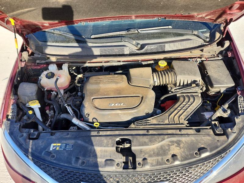 Photo 12 from auction – 2017 CHRYSLER PACIFICA T with VIN 2C4RC1DGXHR509106