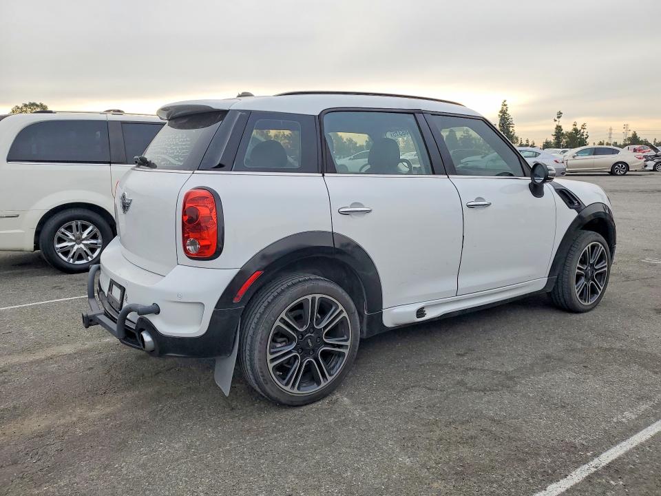 Photo 3 from auction – 2013 MINI COOPER COU with VIN WMWZB3C55DWM07757