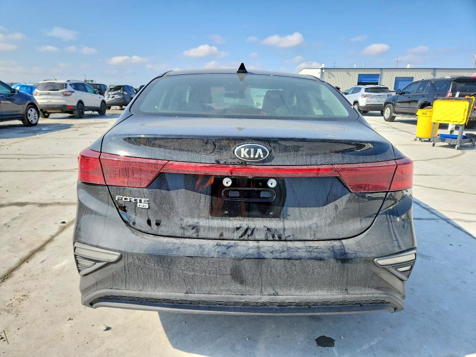 Photo 6 from auction – 2021 KIA FORTE with VIN 3KPF24AD8ME286092