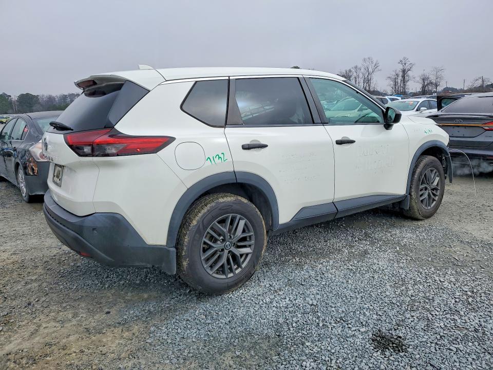 Photo 3 from auction – 2021 NISSAN ROGUE with VIN 5N1AT3AA5MC769730