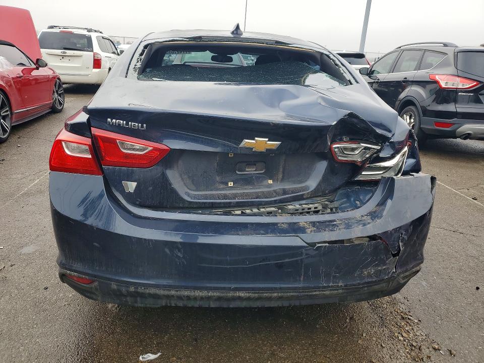 Photo 6 from auction – 2017 CHEVROLET MALIBU with VIN 1G1ZE5STXHF141348