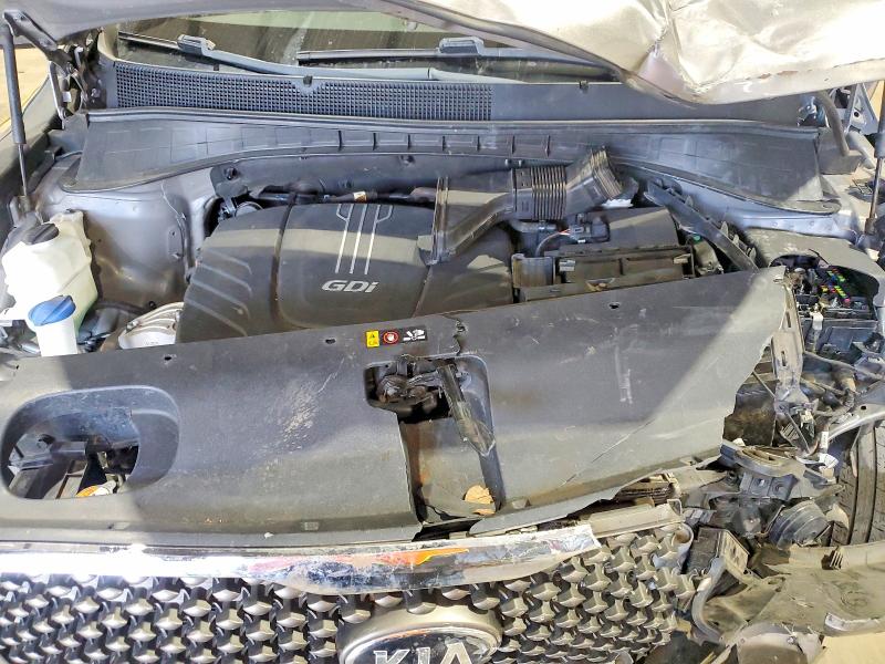 Photo 11 from auction – 2018 KIA SORENTO with VIN 5XYPK4A51JG354020