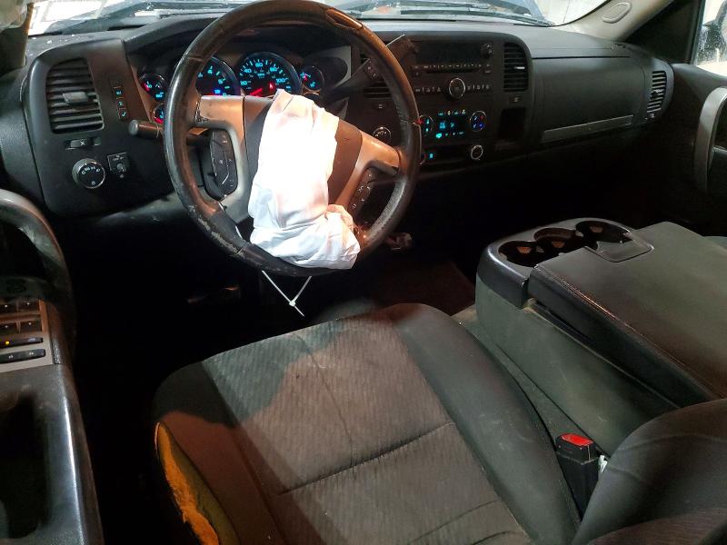 Photo 8 from auction – 2011 CHEVROLET SILVERADO with VIN 1GCRKSE31BZ210394