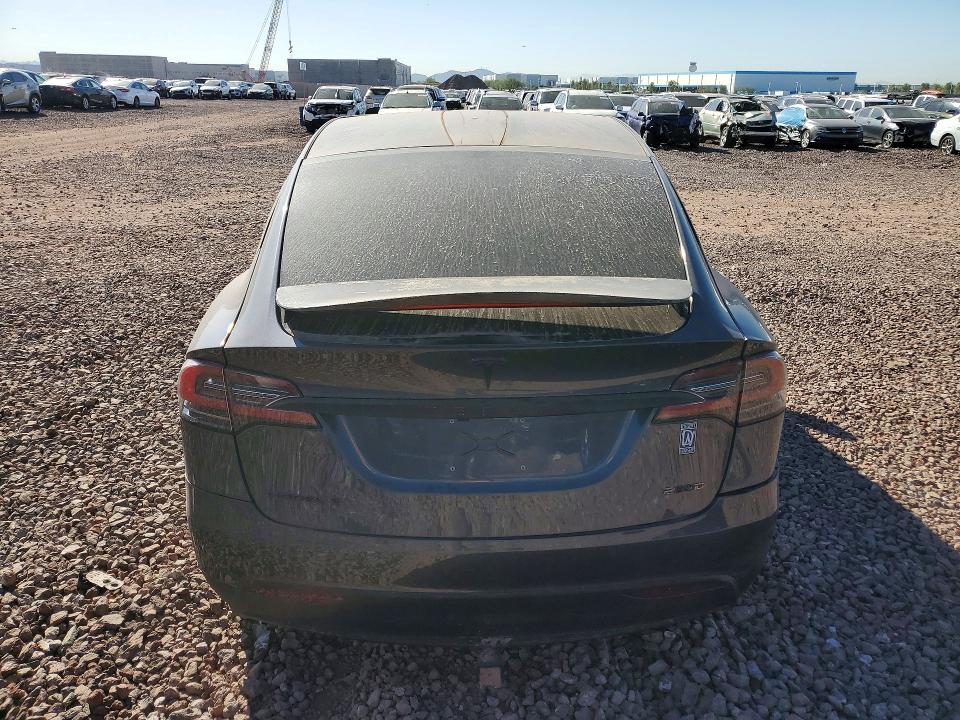 Photo 6 from auction – 2016 TESLA MODEL X with VIN 5YJXCBE45GFS00400