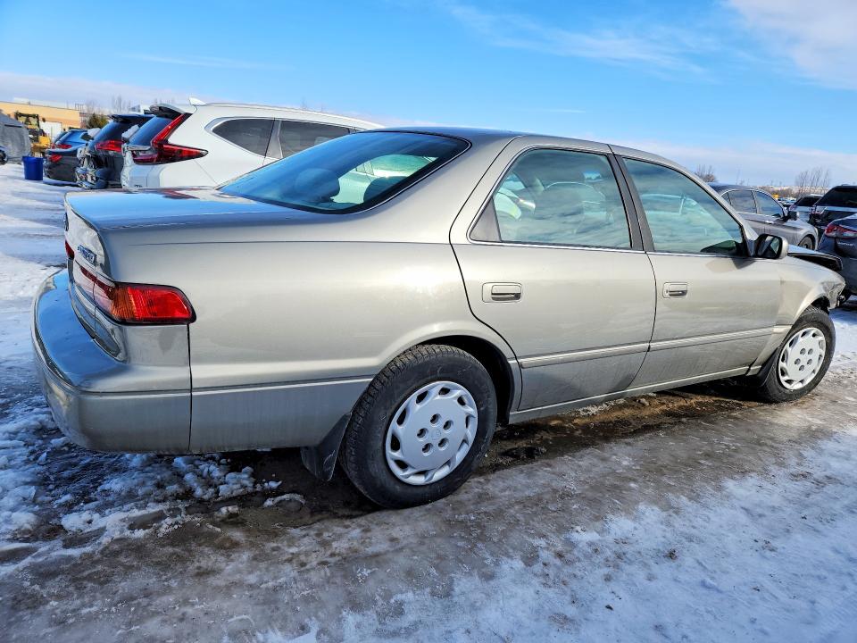 Photo 3 from auction – 1998 TOYOTA CAMRY with VIN JT2BG22K8W0134738