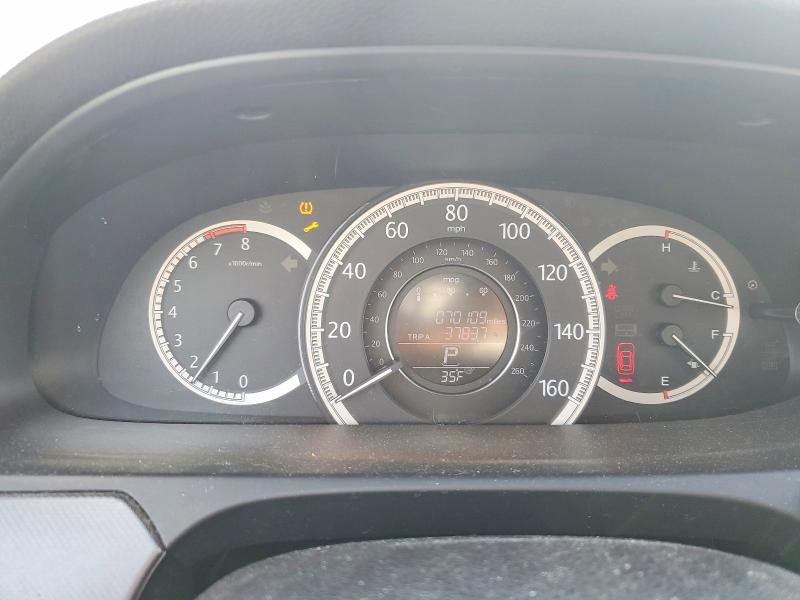 Photo 9 from auction – 2014 HONDA ACCORD with VIN 1HGCR2F34EA010811