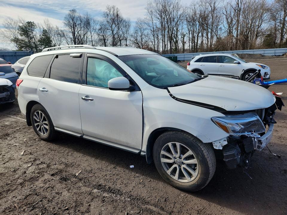 Photo 4 from auction – 2016 NISSAN PATHFINDER with VIN 5N1AR2MM1GC659731