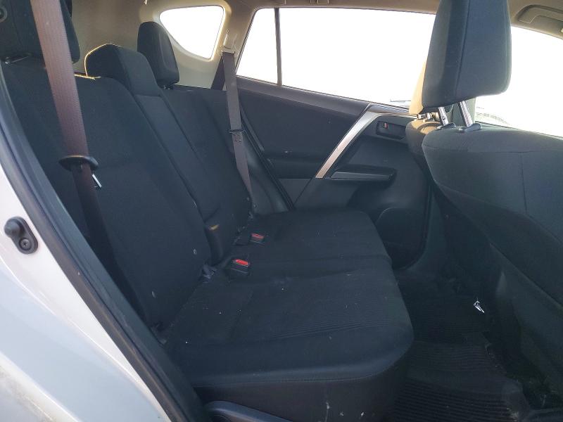 Photo 11 from auction – 2018 TOYOTA RAV4 with VIN JTMBFREV7JJ215774
