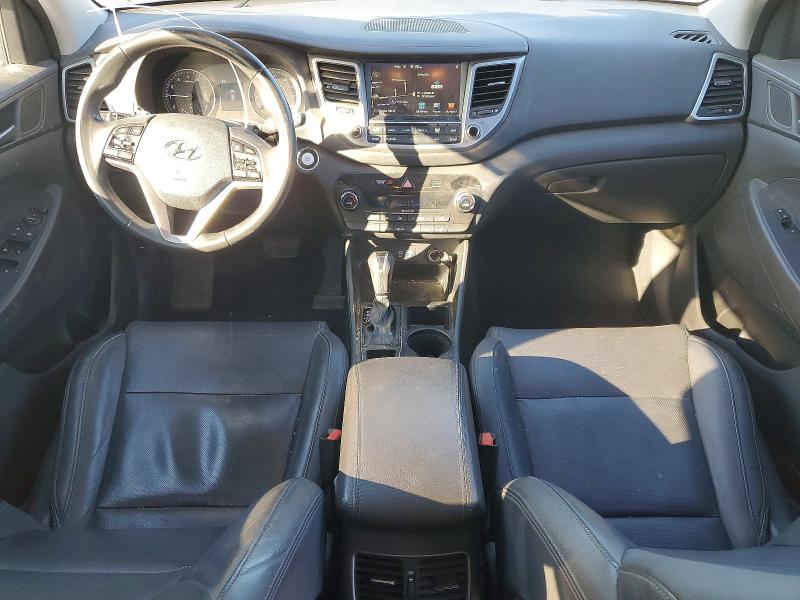 Photo 8 from auction – 2017 HYUNDAI TUCSON with VIN KM8J3CA44HU445291