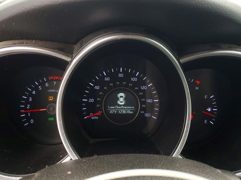 Foto 9 de la subasta – 2014 KIA OPTIMA con VIN 5XXGM4A78EG315835