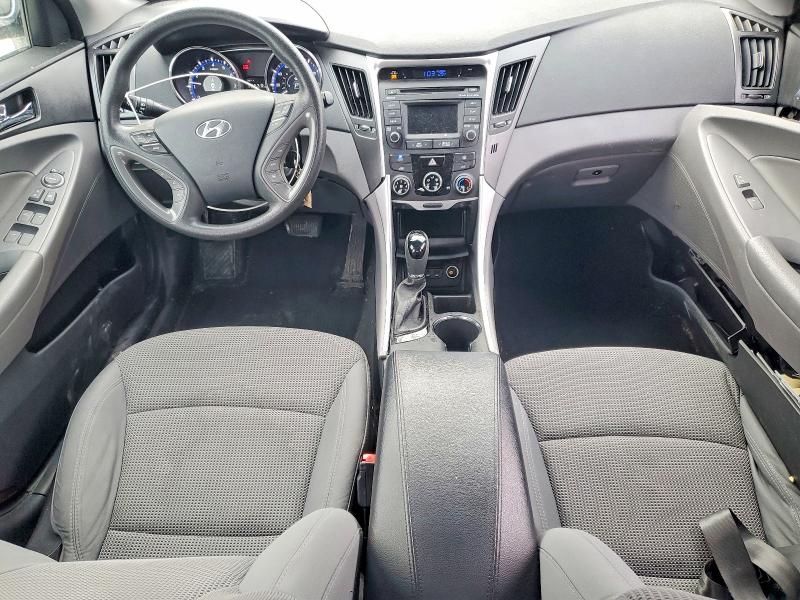 Photo 8 from auction – 2014 HYUNDAI SONATA with VIN 5NPEB4AC4EH857268