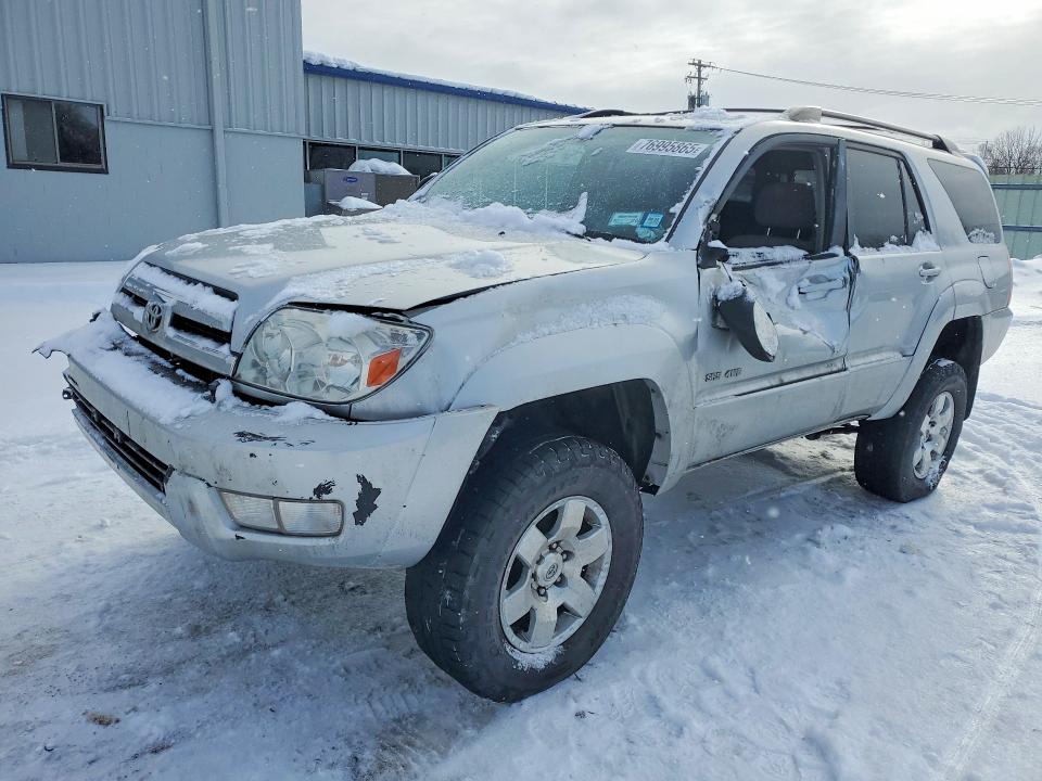 TOYOTA 4RUNNER SR 2005 con VIN JTEBU14R950073351 - Foto de la subasta