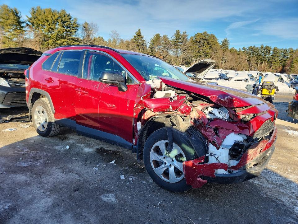 Photo 4 from auction – 2019 TOYOTA RAV4 LE with VIN 2T3F1RFV1KC017372