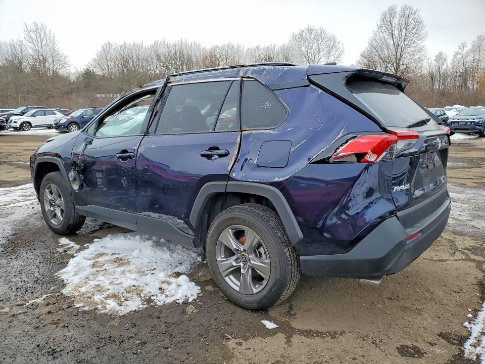 Photo 2 from auction – 2025 TOYOTA RAV4 with VIN 2T3RWRFV3SW255477