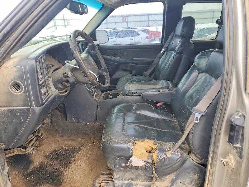 Photo 7 from auction – 2002 CHEVROLET SILVERADO with VIN 2GCEK19TX21192764