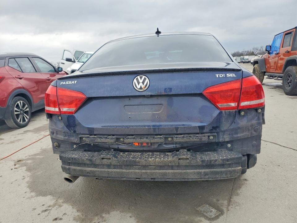 Photo 6 from auction – 2014 VOLKSWAGEN PASSAT with VIN 1VWCN7A36EC078253