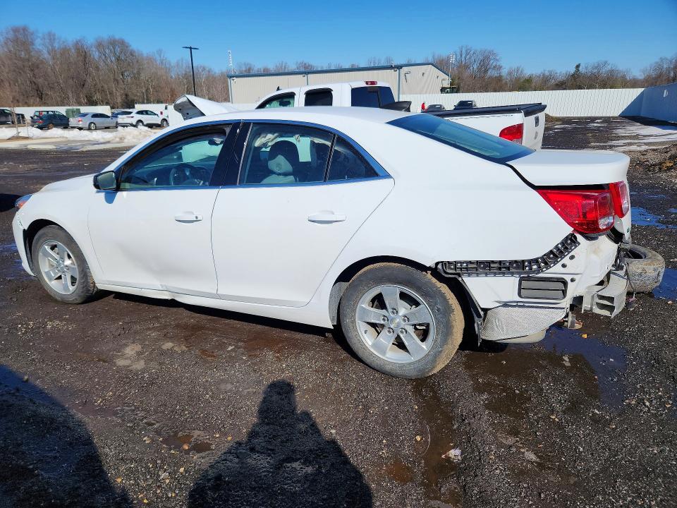 Photo 2 from auction – 2015 CHEVROLET MALIBU with VIN 1G11B5SL8FF112000