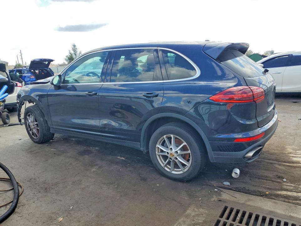 Photo 2 from auction – 2017 PORSCHE CAYENNE with VIN WP1AA2A27HKA87486