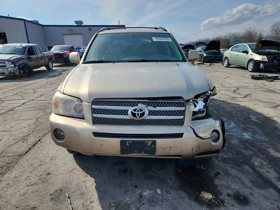 Photo 5 from auction – 2006 TOYOTA HIGHLANDER with VIN JTEEW21A260003994