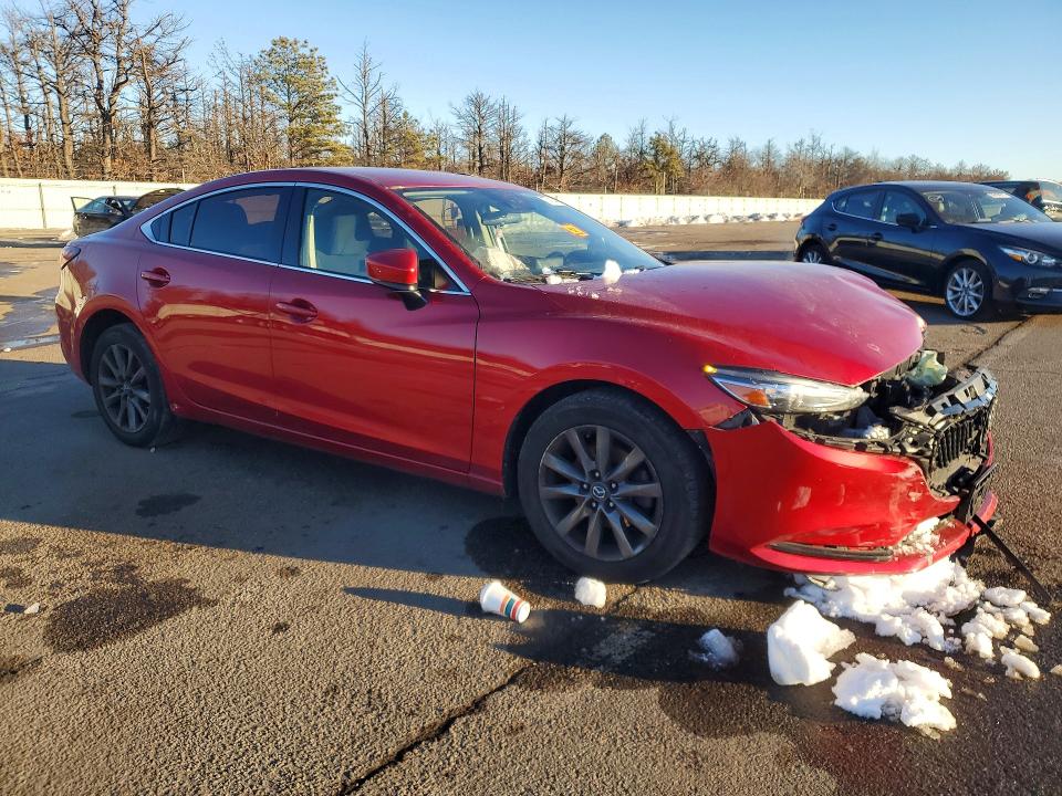 صورة رقم 4 من المزاد - 2018 MAZDA 6 مع VIN JM1GL1UM9J1329221