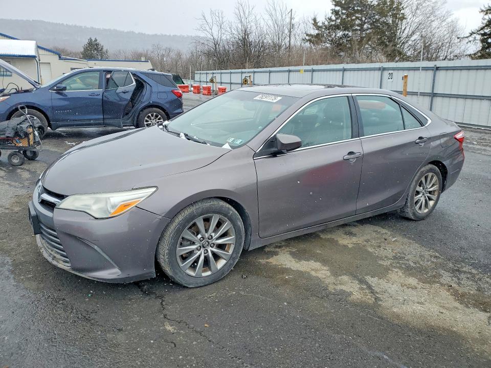 TOYOTA CAMRY 2017 with VIN 4T1BF1FKXHU688398 - Photo from auction
