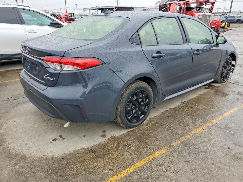 Photo 3 from auction – 2023 TOYOTA COROLLA with VIN JTDBCMFE7P3023438