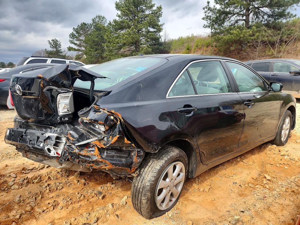 Photo 3 from auction – 2011 TOYOTA CAMRY with VIN 4T1BF3EK7BU232279