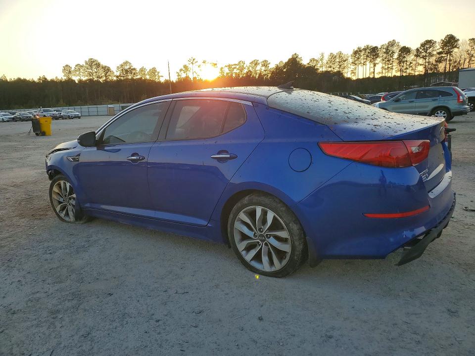 Photo 2 from auction – 2015 KIA OPTIMA with VIN 5XXGR4A67FG375003