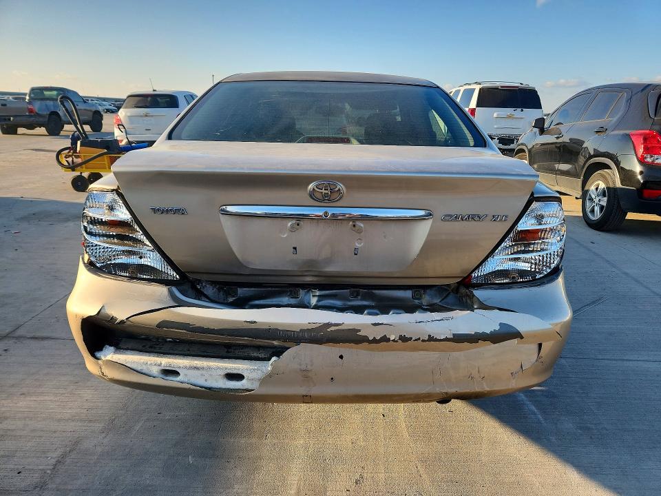 Photo 6 from auction – 2002 TOYOTA CAMRY with VIN 4T1BE32K82U114104